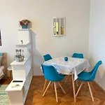 Colorita Pula