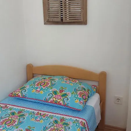 Apartment Colorita *